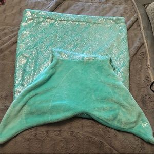 Justice Mermaid Blanket